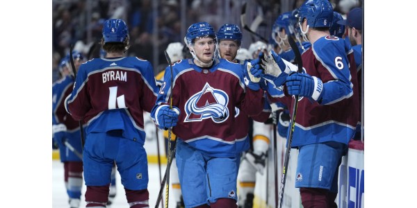 Colorado Avalanche voitti vuoden 2022 Stanley Cupin mestaruuden Colorado Avalanche voitti vuoden 2022 Stanley Cupin mestaruuden